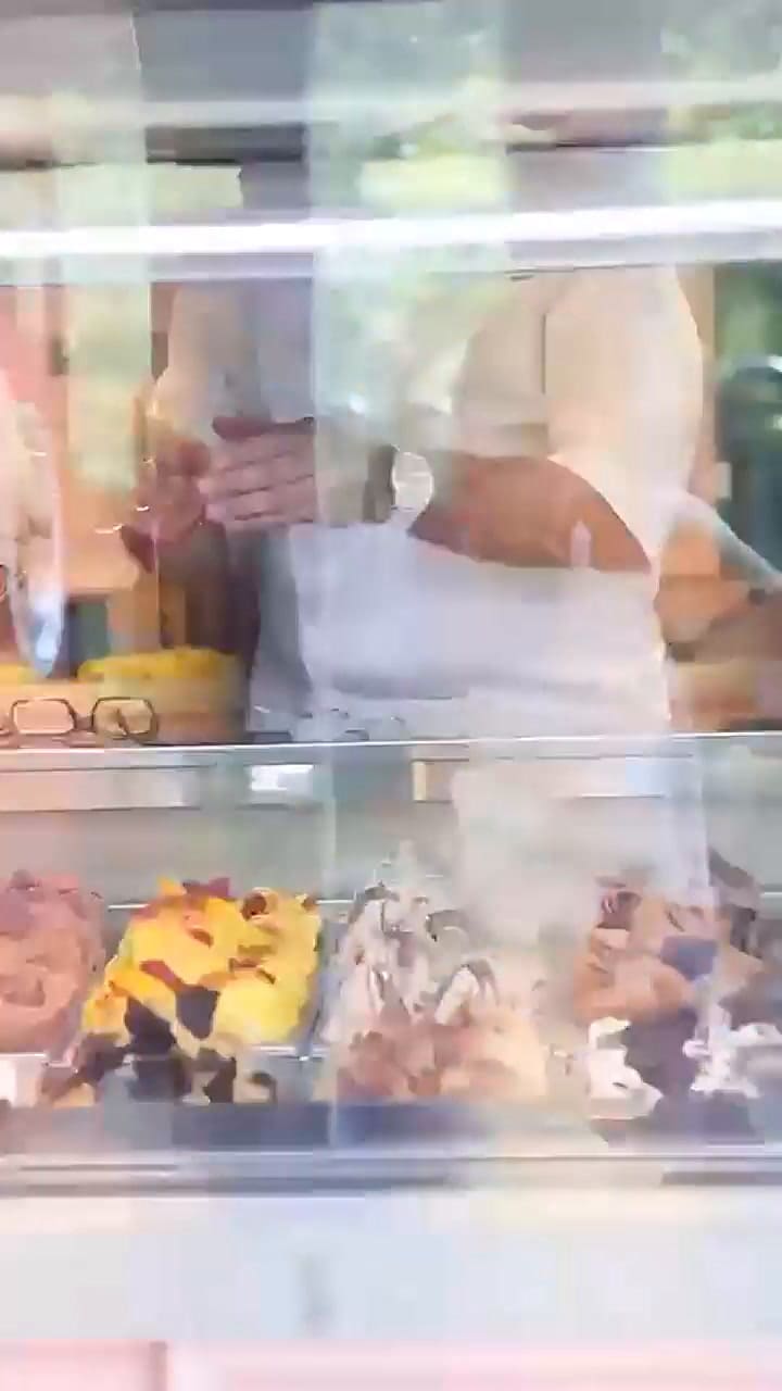 Diego y María crearon la Recoleta Confitería, que hoy cuenta con dos sucursales