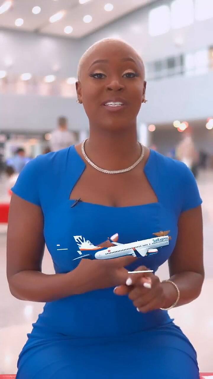 Una asistente de vuelo afirma que el lugar más sucio del avión es el bolsillo de respaldo