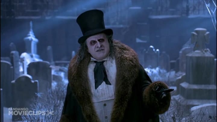 Escena de 'Batman vuelve' con Gatúbela - Fuente: YouTube