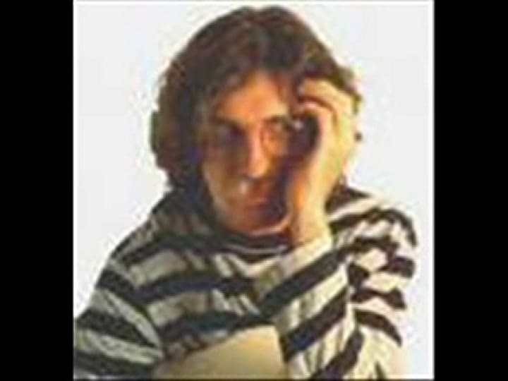 El Himno Nacional Argentino según Charly - Fuente: YouTube