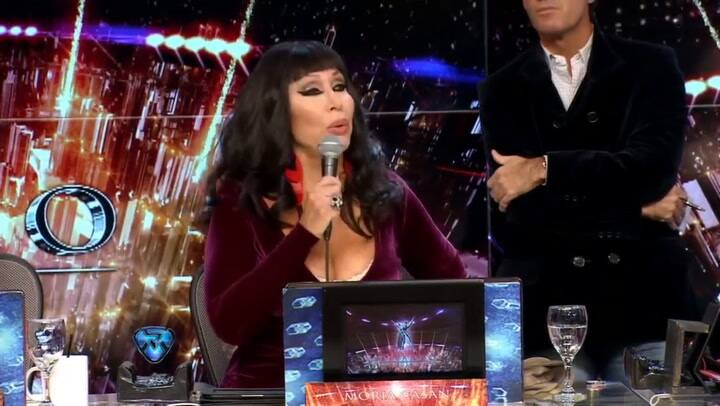 Moria y un picante comentario a Laura Fernández