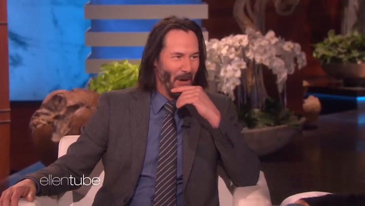 Keanu Reeves confiesa a Ellen que estaba enamorado de Sandra Bullock