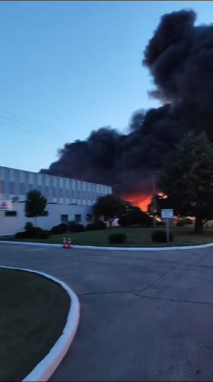 Incendio En La Planta De Agrale