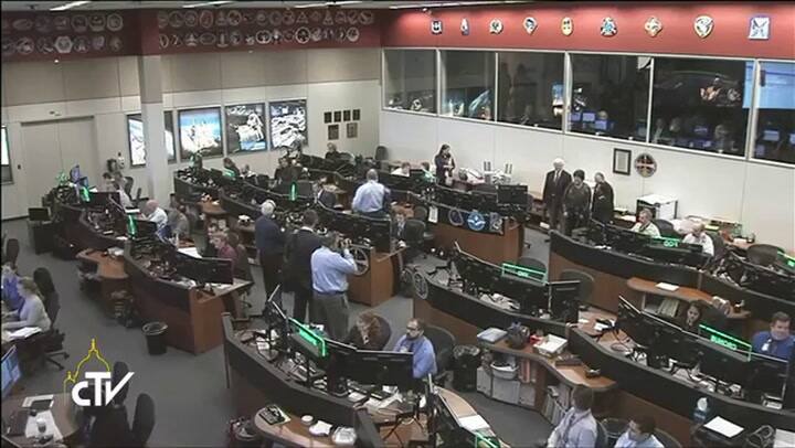 El papa Francisco se conectó con el espacio