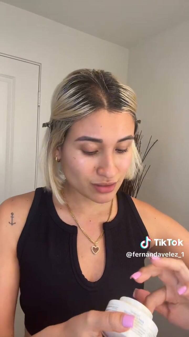 Vive en Miami, llegó al aeropuerto y le revisaron su teléfono, con dos horas en el cuarto de migraciones