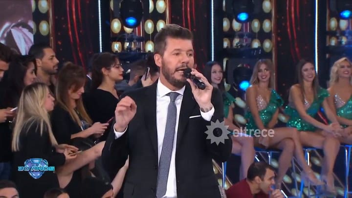 Morena Rial cumplió su sueño y participó de la salsa de a tres del Bailando - Fuente: eltrece