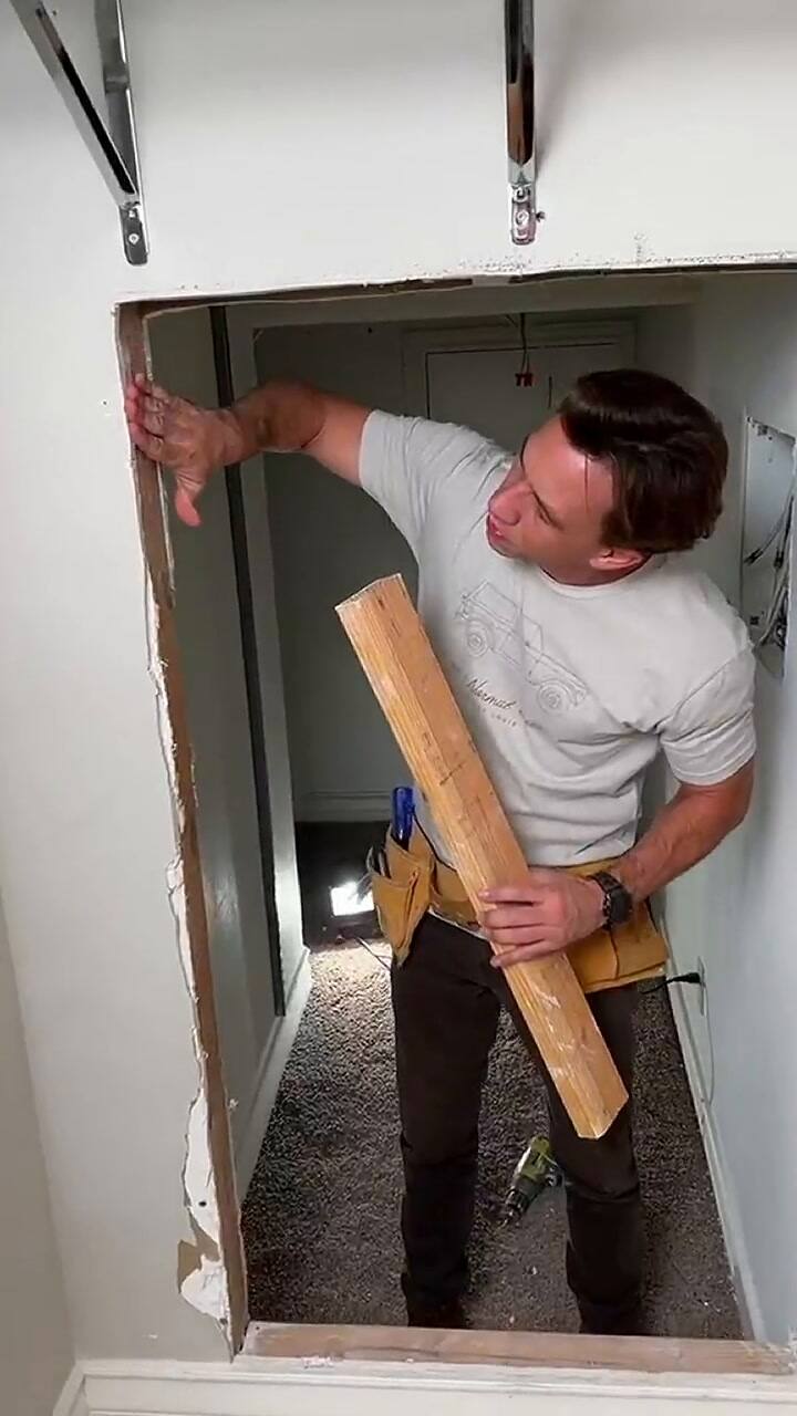 El video original del papá que hace el pasadizo para sus niñas en su ropero