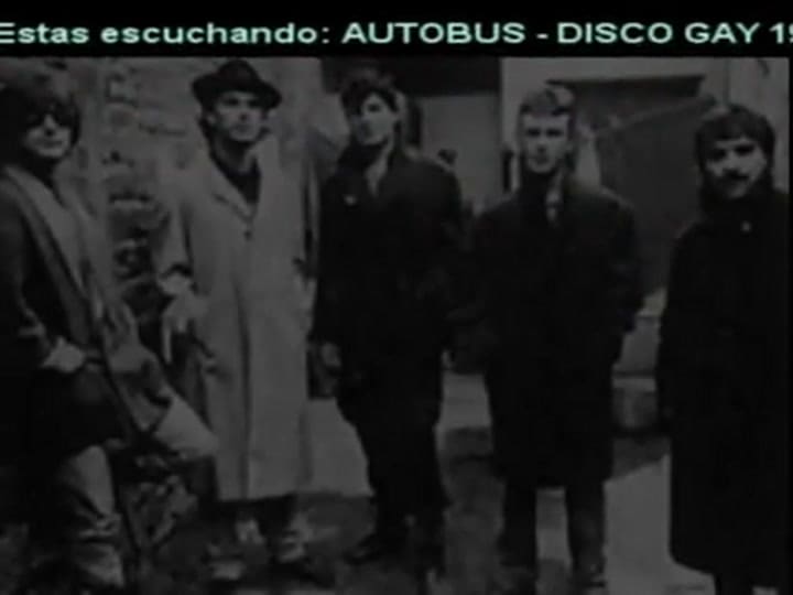Autobus - Disco gay - Fuente: YouTube