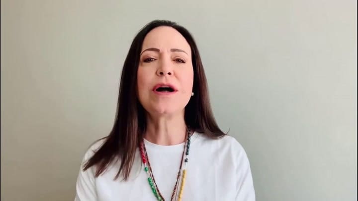 María Corina Machado: "Maduro consumó un golpe de Estado"