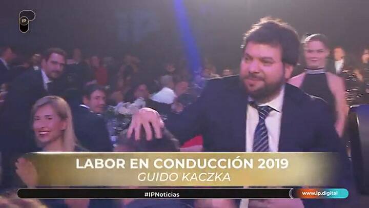 Guido Kaczka, mejor conductor de 2019, muy conmovido