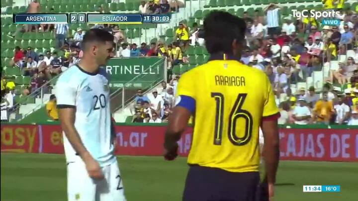 Jugada pena. Arg-Ecu