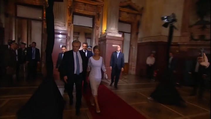 Recibimiento de Cristina en el Congreso