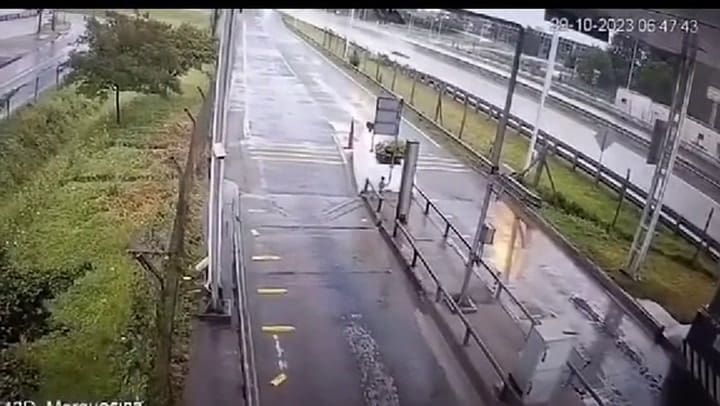 Las imágenes del accidente que resultó en la muerte de tres mujeres tras chocar contra una cabina de peaje