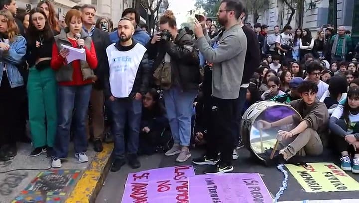 Colegio Carlos Pellegrini