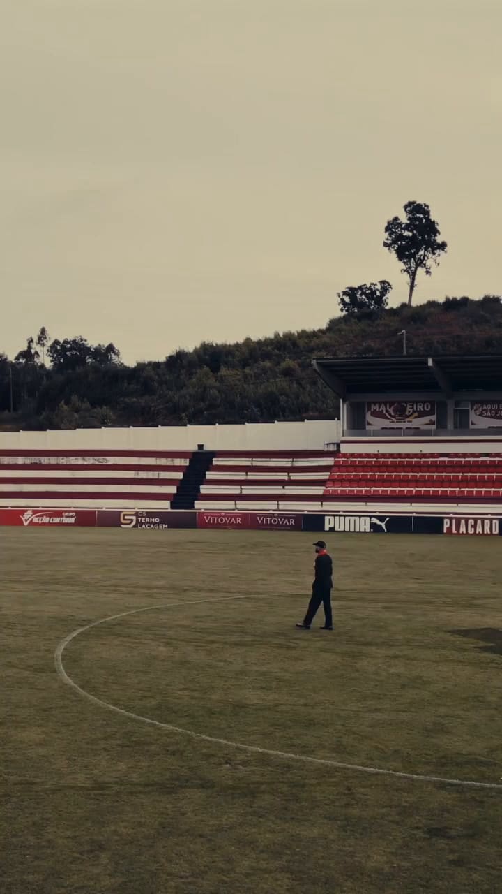 Dani Alves compró un club en Portugal y se ilusiona con volver a jugar