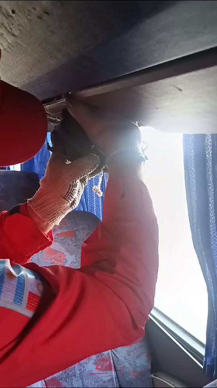 Boca-Estudiantes: hallaron armas de fuego dentro del micro en el que viajaba Di Zeo y otros barras del Xeneize