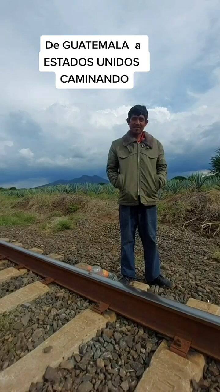 Un guatemalteco cruzó casi todo México caminando para llegar a Estados Unidos