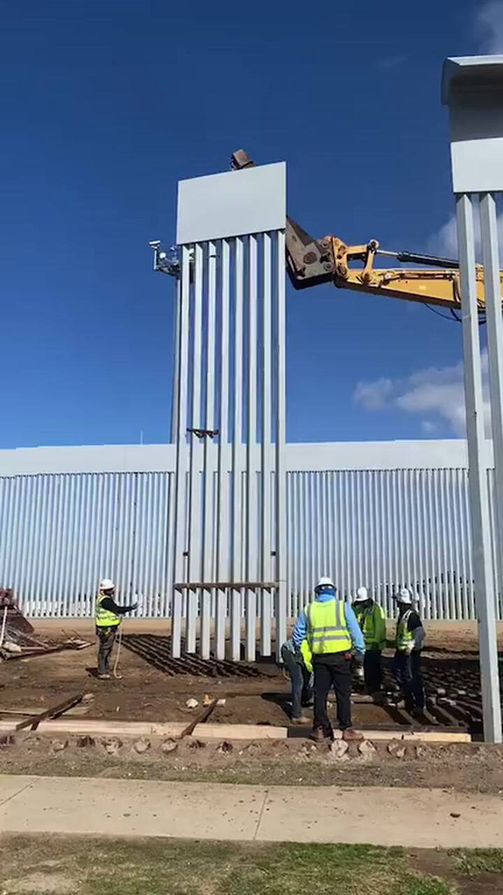Así son los nuevos picos antiescalada de migrantes en el muro de San Diego