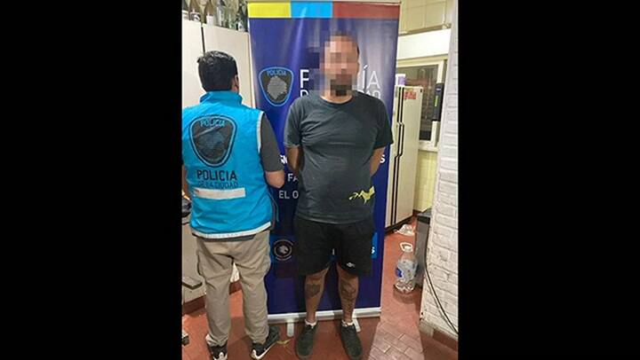 Detienen a cinco personas y secuestran banderas del MTR, palos y armas blancas