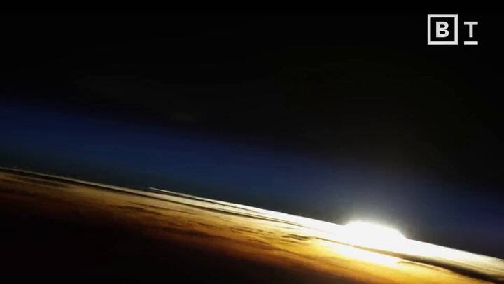 "Somos el universo tomando conciencia de sí mismo", asegura Ron Garan