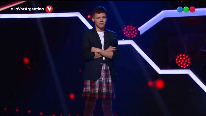 Santiago Borda canta a capela canciones de los coaches - Fuente: Telefe