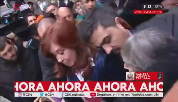 La salida de Cristina Fernández de Kirchner hacia Comodoro Py - Fuente: C5N