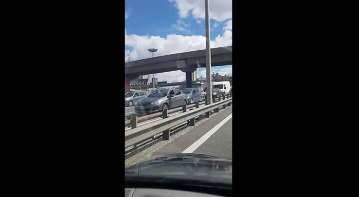 La diferencia en la cantidad de gente en la ruta de egreso e ingreso a Buenos Aires