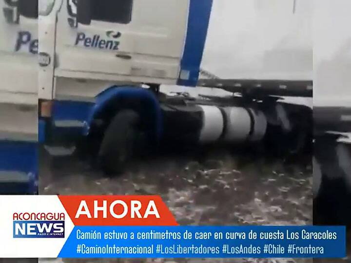 Terror en Los Caracoles: un camión se salvó de caer al precipicio - Fuente: Aconcagua News