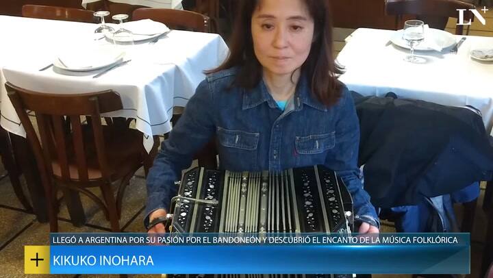 Kikuko Inohara dejó Japón para tocar el bandoneón