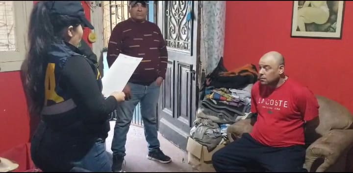 GIF Derechos Guazzora