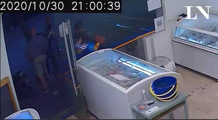 Femicidio en Tucumán: quedó registrado el momento en que la docente fue asesinada por un exestudiant