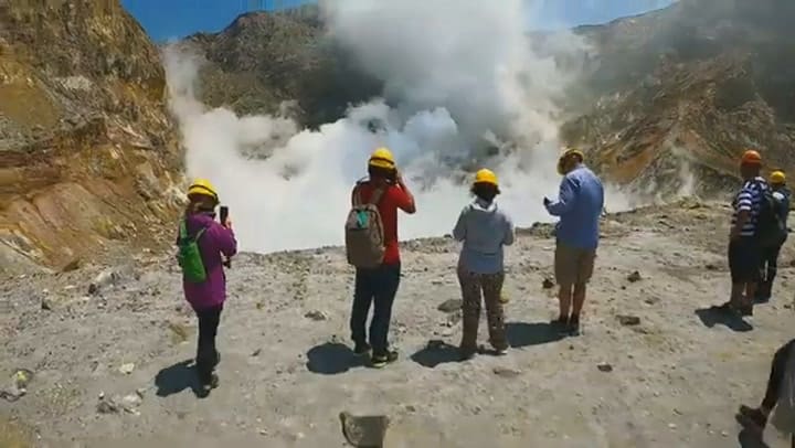 El volcán: Rescate en Whakaari, tráiler oficial