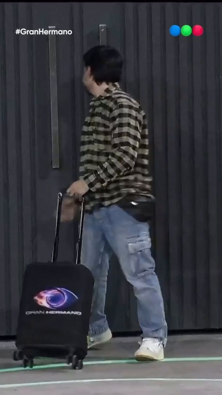 Así Se Despide Ariel, El úLtimo De La Noche En Abandonar La Casa