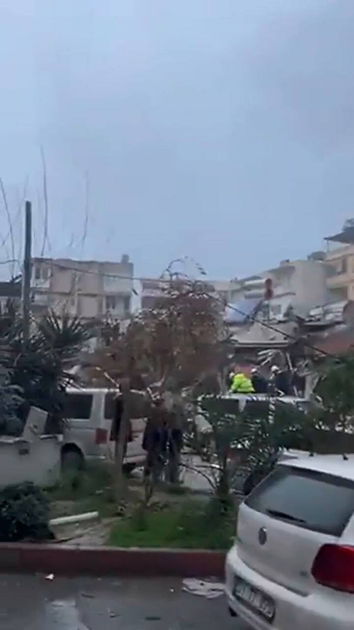 Daños generados por el terremoto.
