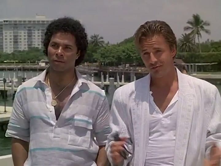 Una escena clásica de la serie, con Nweton Blade (Gene Simmons)