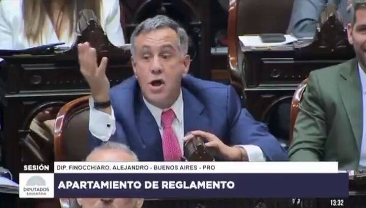 Finocchiaro: "La monada está excitada"