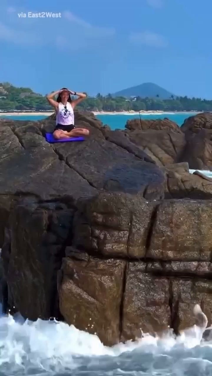 Whatsapp Video 2024-12-02 At 7.05.14 Pm