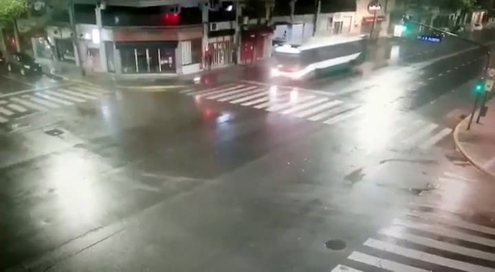 Había sido condenado por matar con su auto a un automovilista y volvió a ser detenido por conducir sin licencia