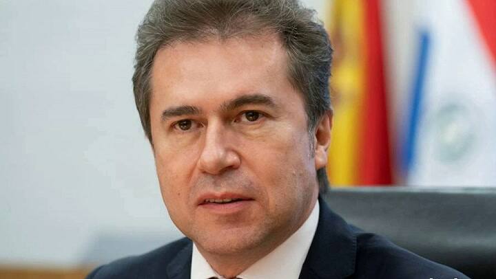 El ministro de Comercio de Paraguay propuso levantar una muralla en la frontera con la Argentina