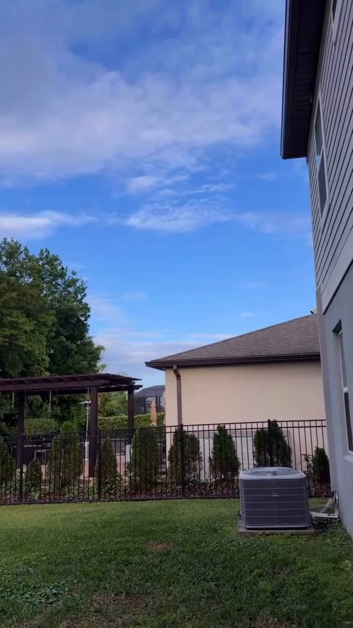 El hombre vio el lanzamiento de Artemis II desde el patio de su casa