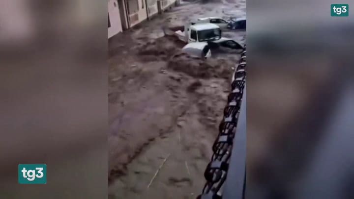 Inundaciones tras una fuerte lluvia en Sicilia, Italia