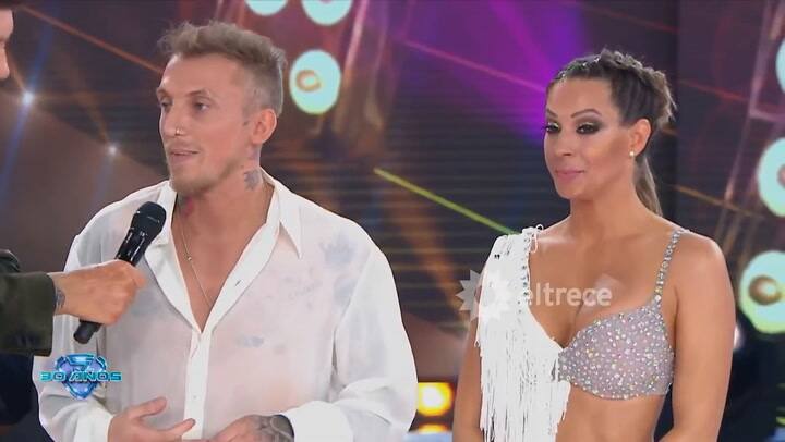 La reacción de Barby Silenzi a la pregunta ¿El Polaco puede besar a Noelia Marzol?. Fuente: El Trece