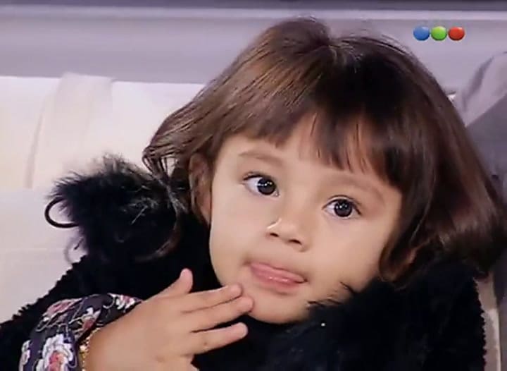 Carlos Tévez cuenta cómo se conocieron con Vanesa Mansilla - Fuente: telefe