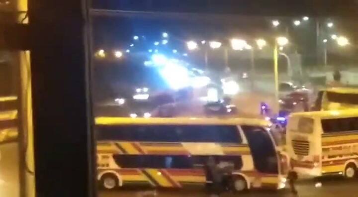 Serios incidentes entre hinchas de Banfield y la Policía cordobesa