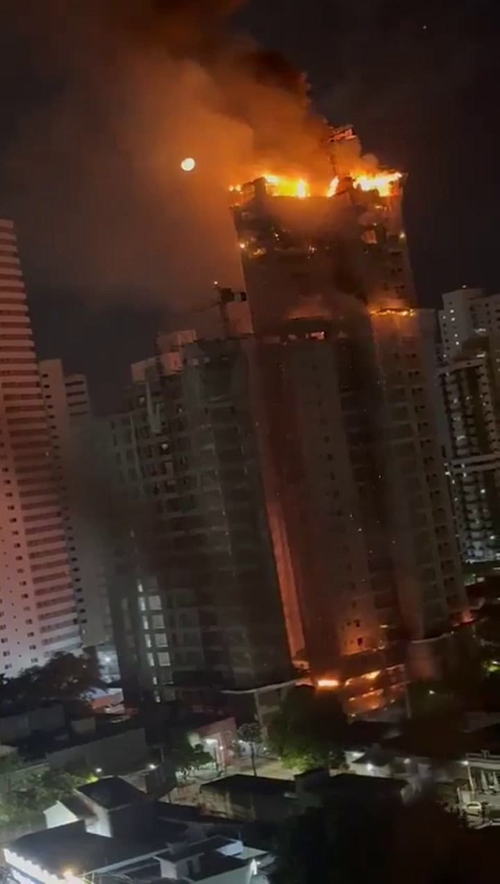 Incendio edificio Recife