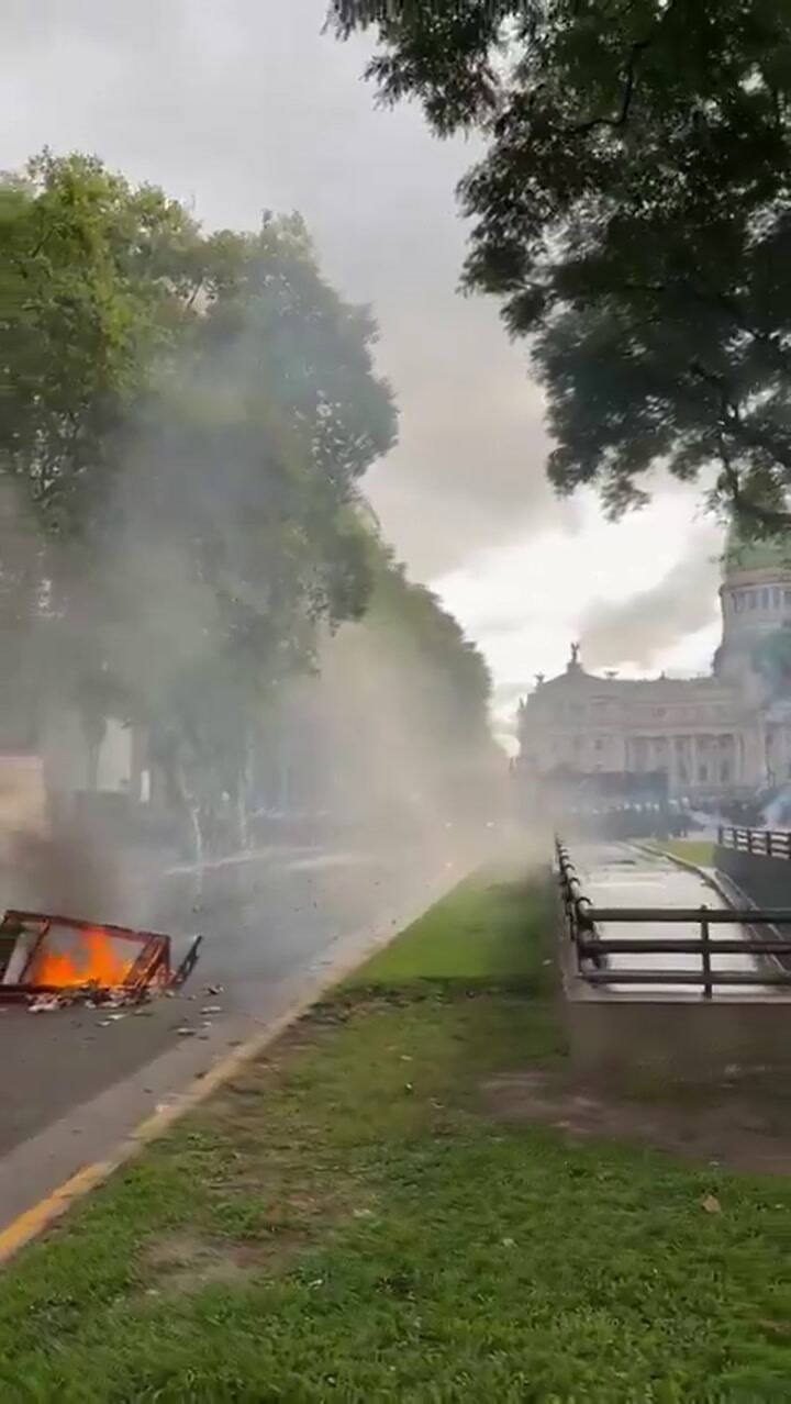 El momento en el que hirieron al fotógrafo