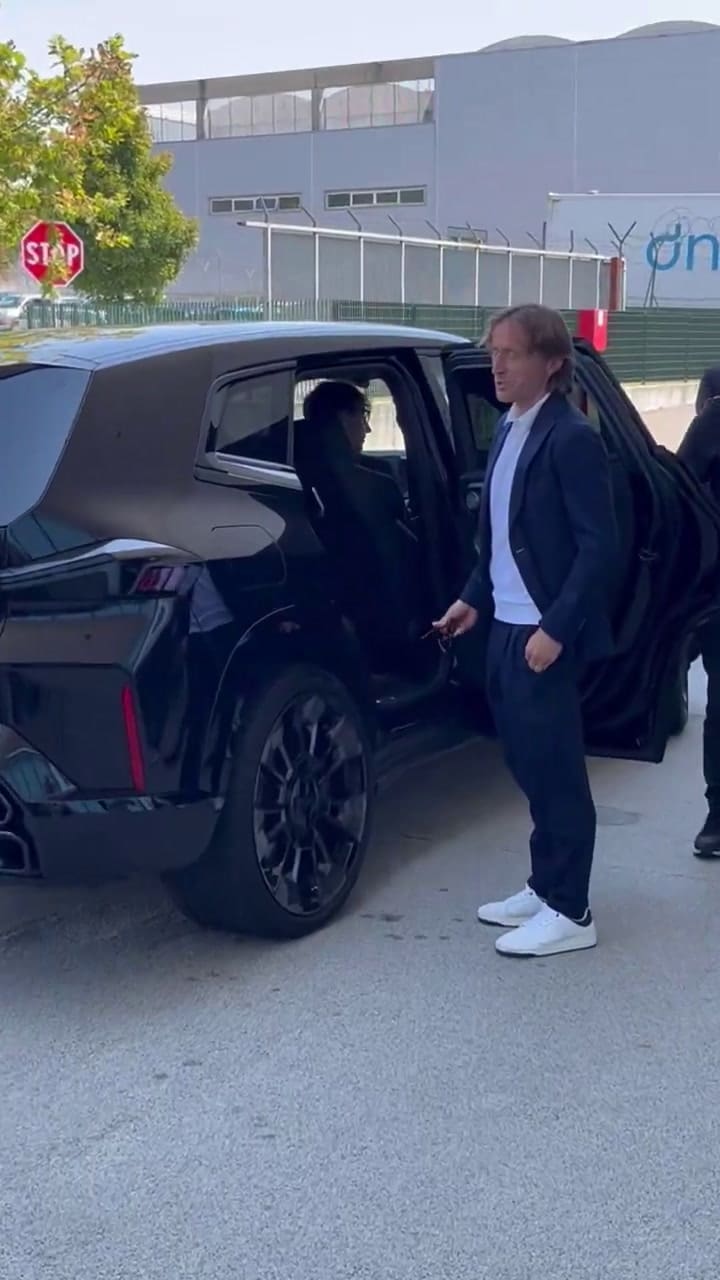 Modric llegó a Italia para firmar con Milan tras dejar atrás su paso por Real Madrid