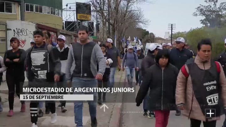 El interior de un acto de campaña de Florencio Randazzo