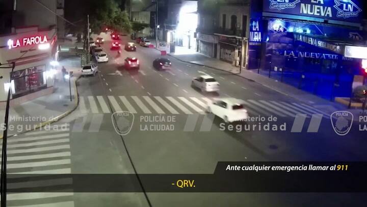 Robo de autos en Parque Chas y Villa Ortúzar