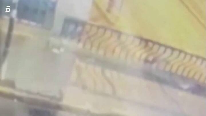 Una pareja muere tras caer desde un puente de Perú mientras se daban un beso - Fuente: Telecinco.es